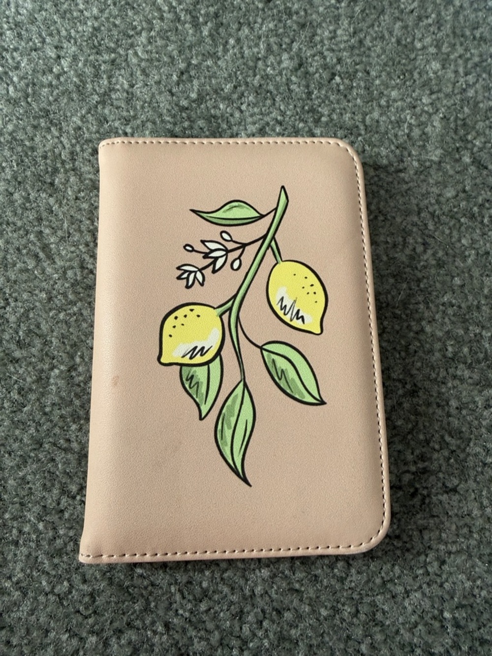 Women's Beige Lemon Print Card & Key Holder